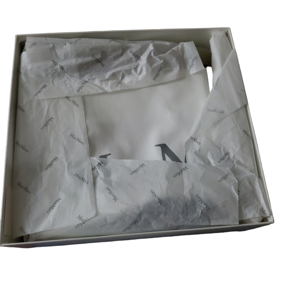 MAXMARA CASHMERE BAKER COMBAT BOOTS - Picture 5 of 7